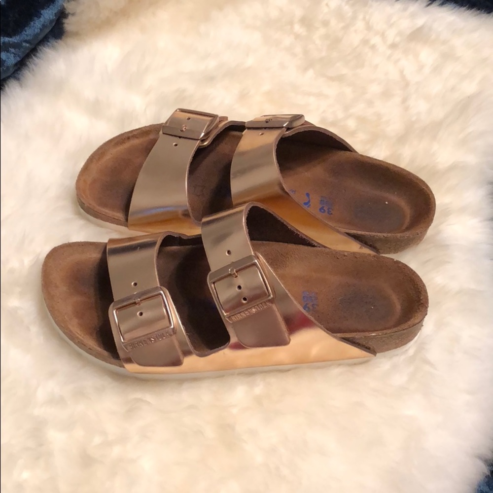 Metallic (Rose Gold) Birkenstock’s